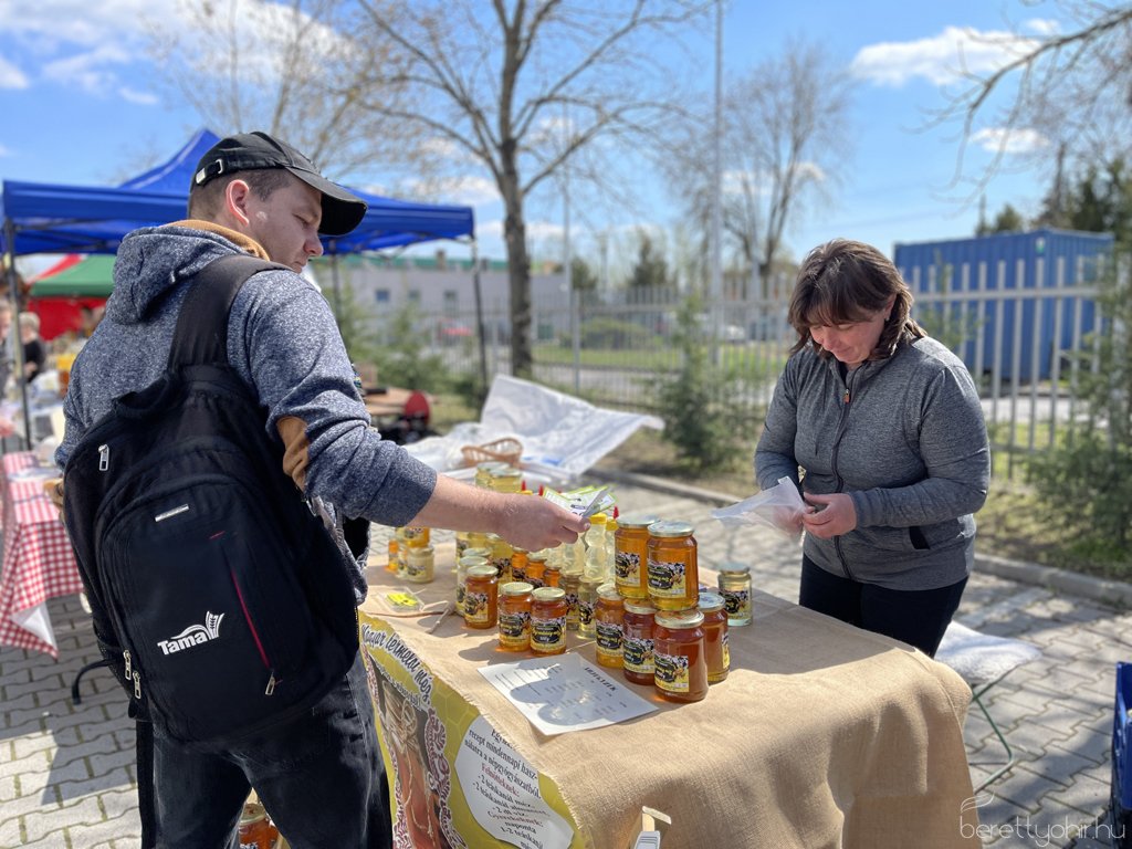 Tama termelői piac 62